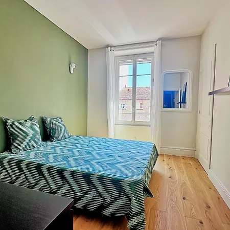 Apartment Chic & Elegant *